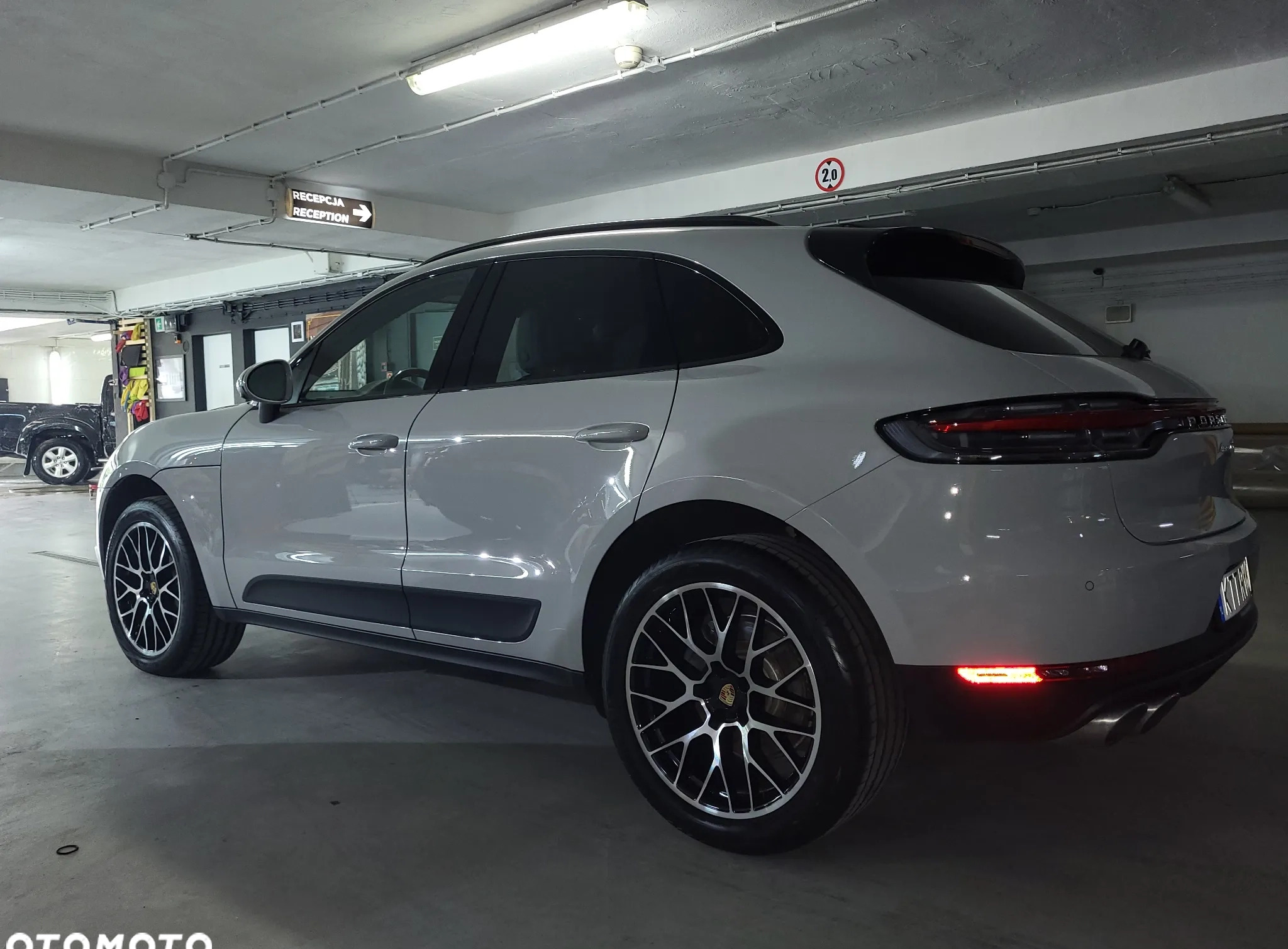 Porsche Macan cena 259000 przebieg: 21450, rok produkcji 2021 z Zakopane małe 529